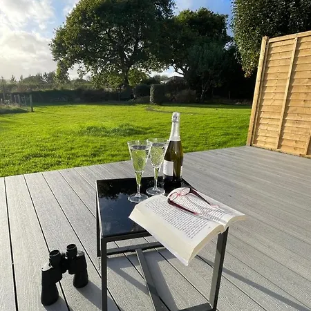 The Garden - A Cosy Country In Cornwall شقة *