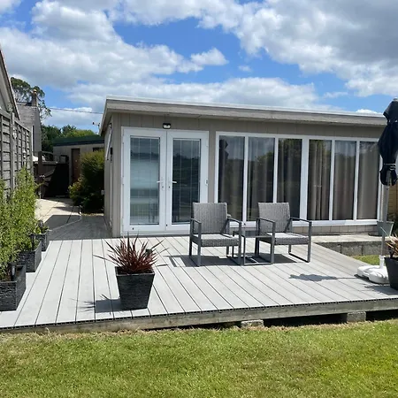 شقة The Garden - A Cosy Country In Cornwall